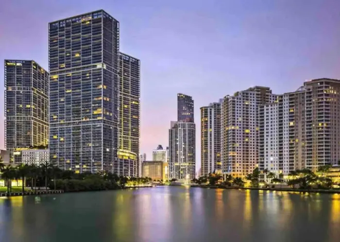 Luxury 1 Bedroom Condo W Icon Brickell-Waterviews